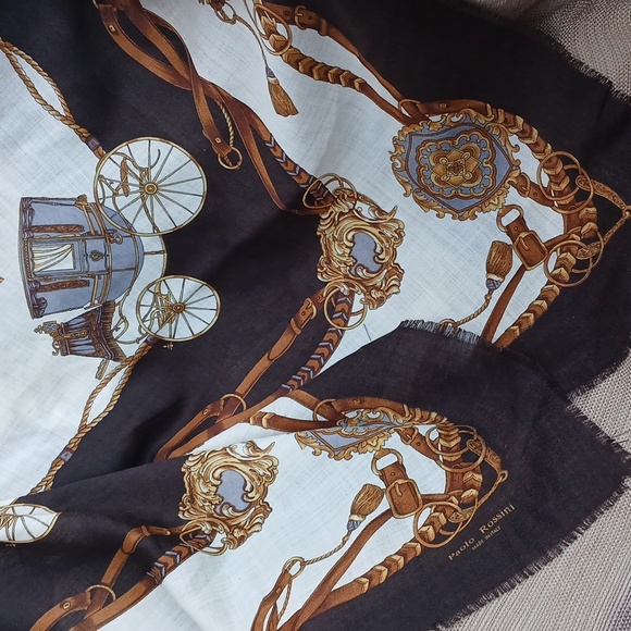 paolo rossini Accessories - PAOLO Rossini Italian Fringe Black and Gold Chain Link Scarf
